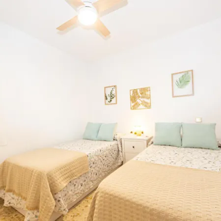 Apartment Paseo Maritimo Puerto Deportivo Yate Iv *
